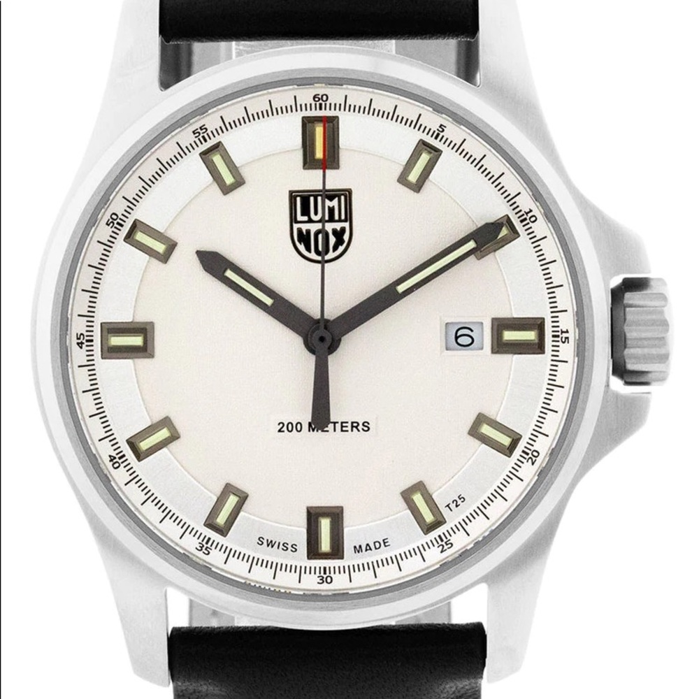 Luminox 1830 Dress field Watch w rubber strap.